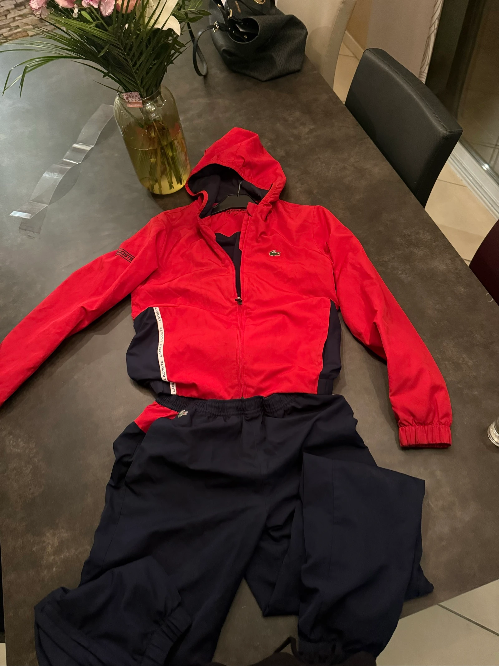 Ensemble Lacoste, taille 14 ans